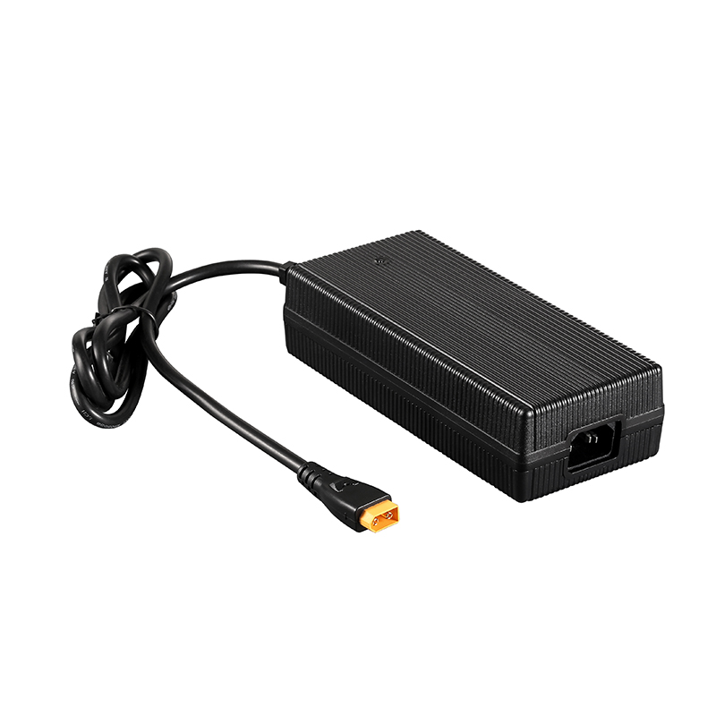 200 W (14)